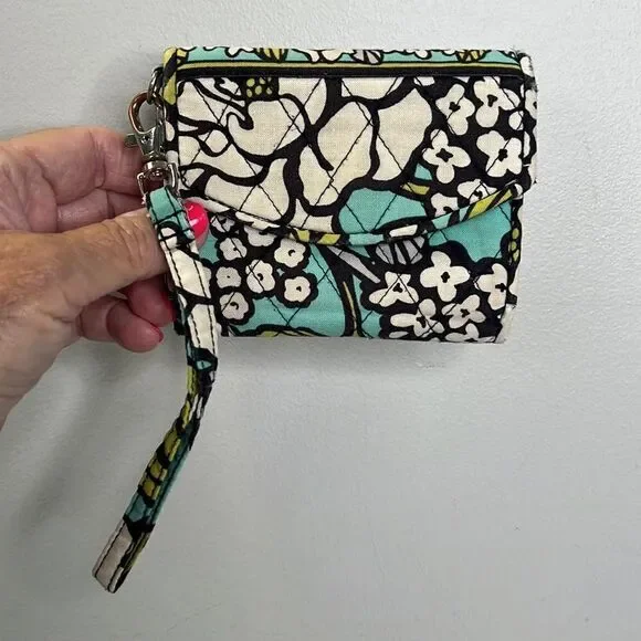 Vera Bradley Island Blooms Bundle of Two! Frannie Bag + Wallet - Picture 7 of 10